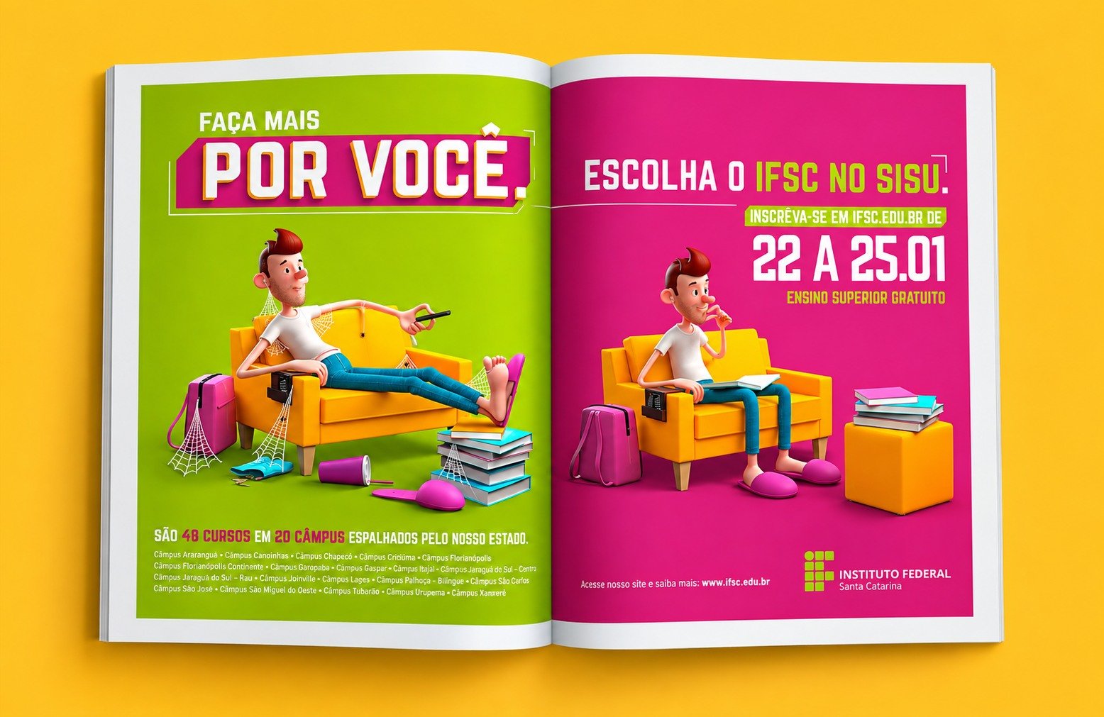 Anúncio de jornal em página dupla: “Faça mais por você.” e “Escolha o IFSC no Sisu”, com os personagens no sofá.